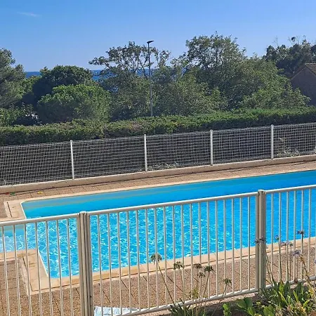 Presqu'ile De Giens, Maison Rdc Avec Acces Et Jardin Prives Sans Vis-a-vis, Piscine, Plages A 2 Min A Pieds *