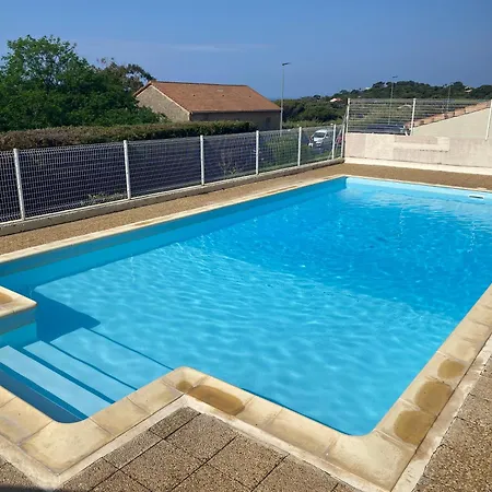 Presqu'ile De Giens, Maison Rdc Avec Acces Et Jardin Prives Sans Vis-a-vis, Piscine, Plages A 2 Min A Pieds * Йер
